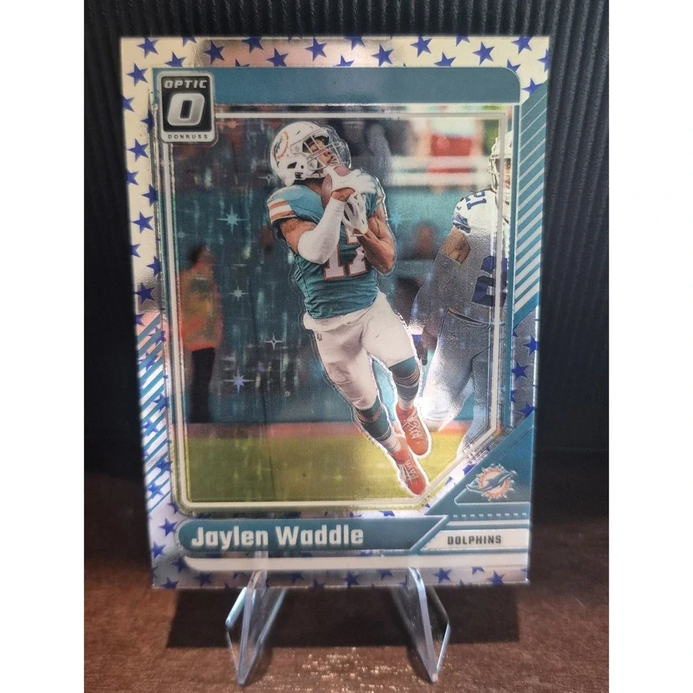 2024 Panini‎ Donruss Optic Jaylen Waddle #124 Blue Stars Prizm Miami Dolphins SP